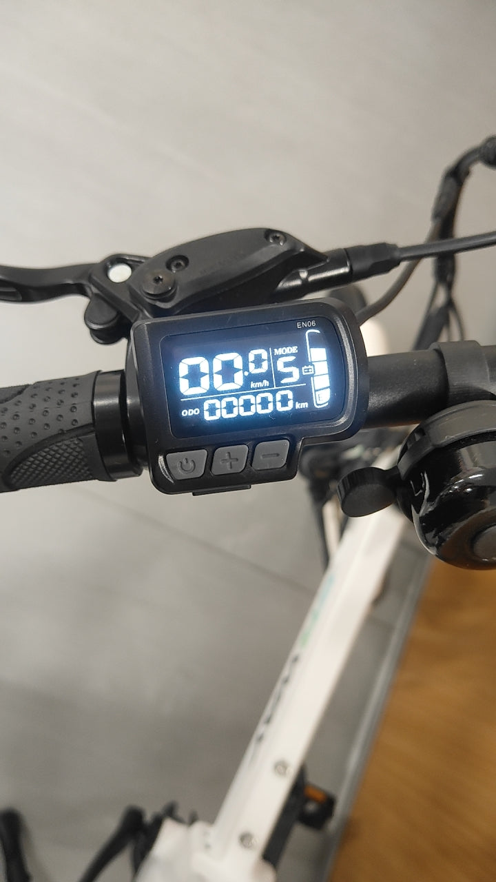 【SALE開催中！リユース品】折りたたみ電動アシスト自転車 ERWAY A02  ホワイト&グリーン