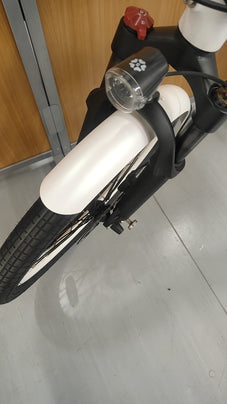 【SALE開催中！リユース品】折りたたみ電動アシスト自転車 ERWAY A02  ホワイト&グリーン