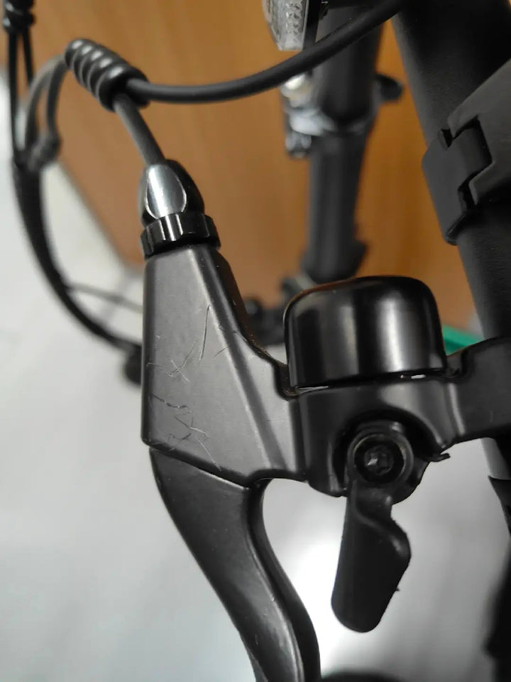 【SALE開催中！リユース品】折りたたみ電動アシスト自転車 ERWAY A01  グリーン