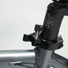 サドルバッテリーロック