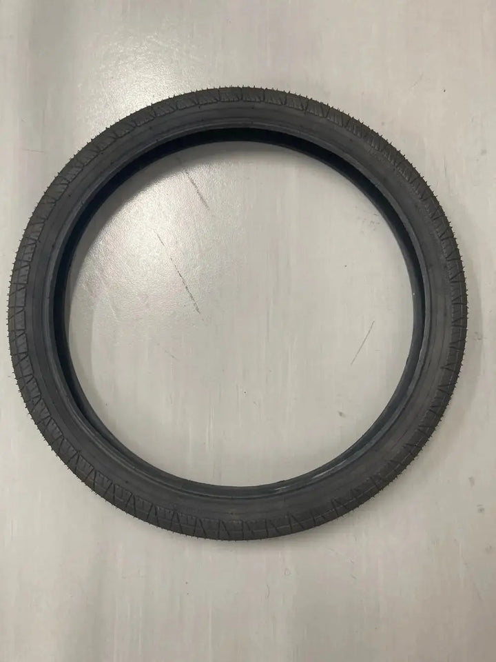 erwayのタイヤ（20インチ）